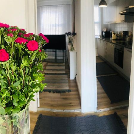 Super Location 2, 1Min Metro 10 Min From Camden Appartement Londen Buitenkant foto